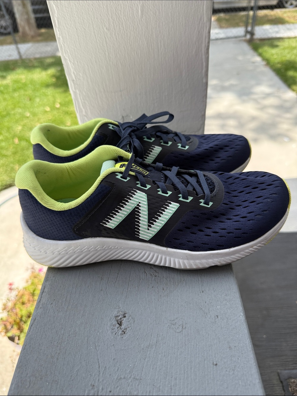 New Balance Womens Navy with Lime Accent Athletic Sneakers